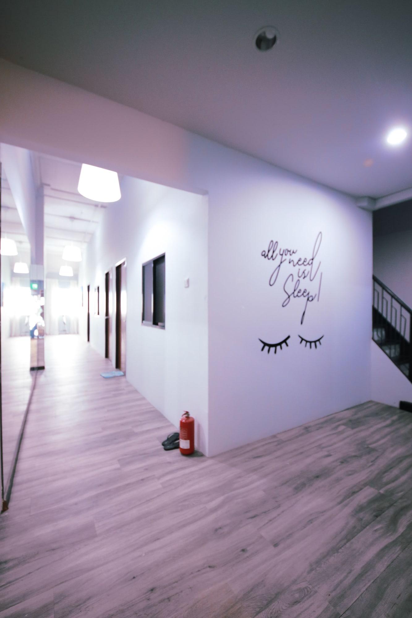 Nhà trọ Moni Gallery Singapore