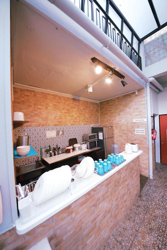 Nhà trọ Moni Gallery Singapore